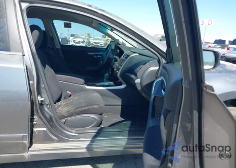 2014 Nissan Altima 2.5 S from USA, damaged, VIN 1N4AL3AP2EN260618